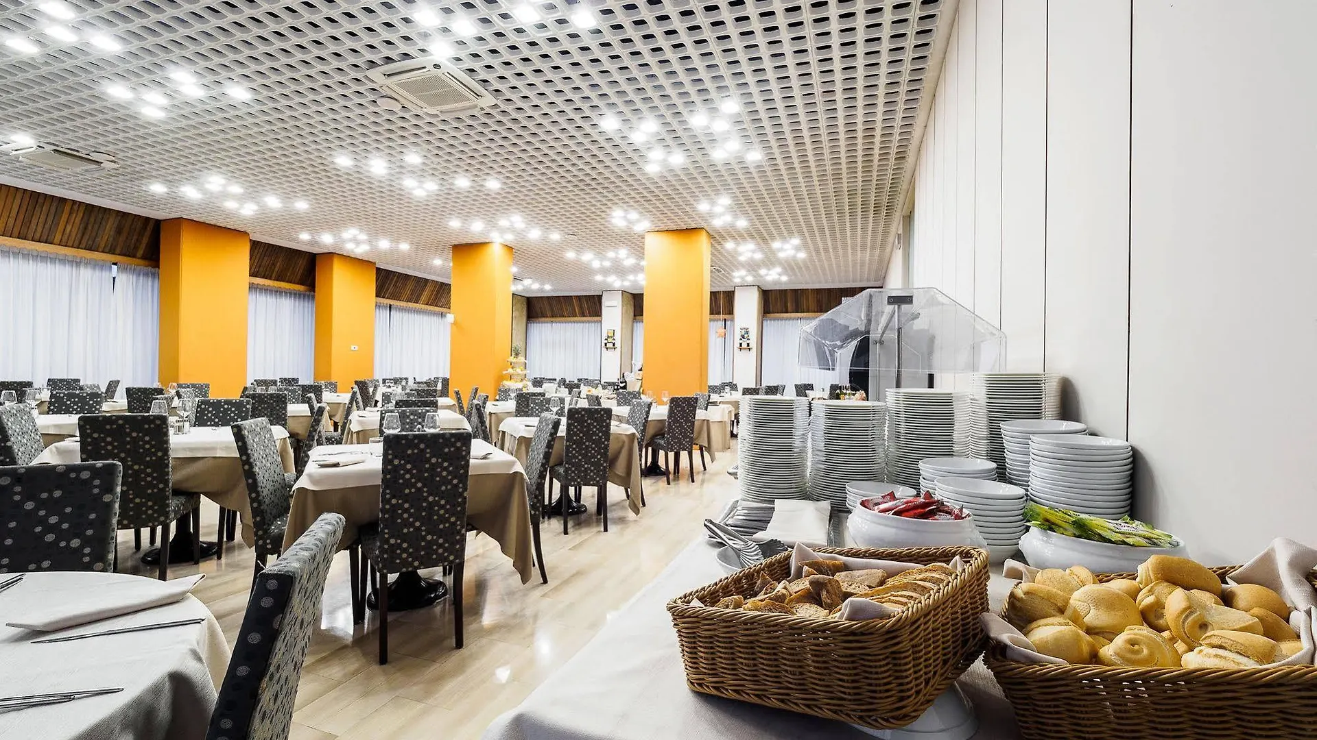 Cristallo Wellness Hotel Aprica 4*,  Itália