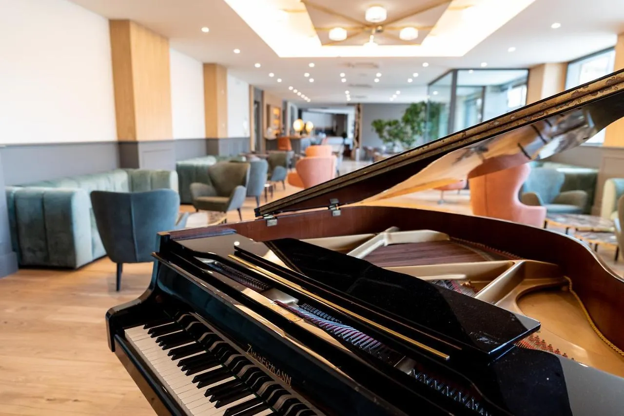 Cristallo Wellness Hotel Aprica