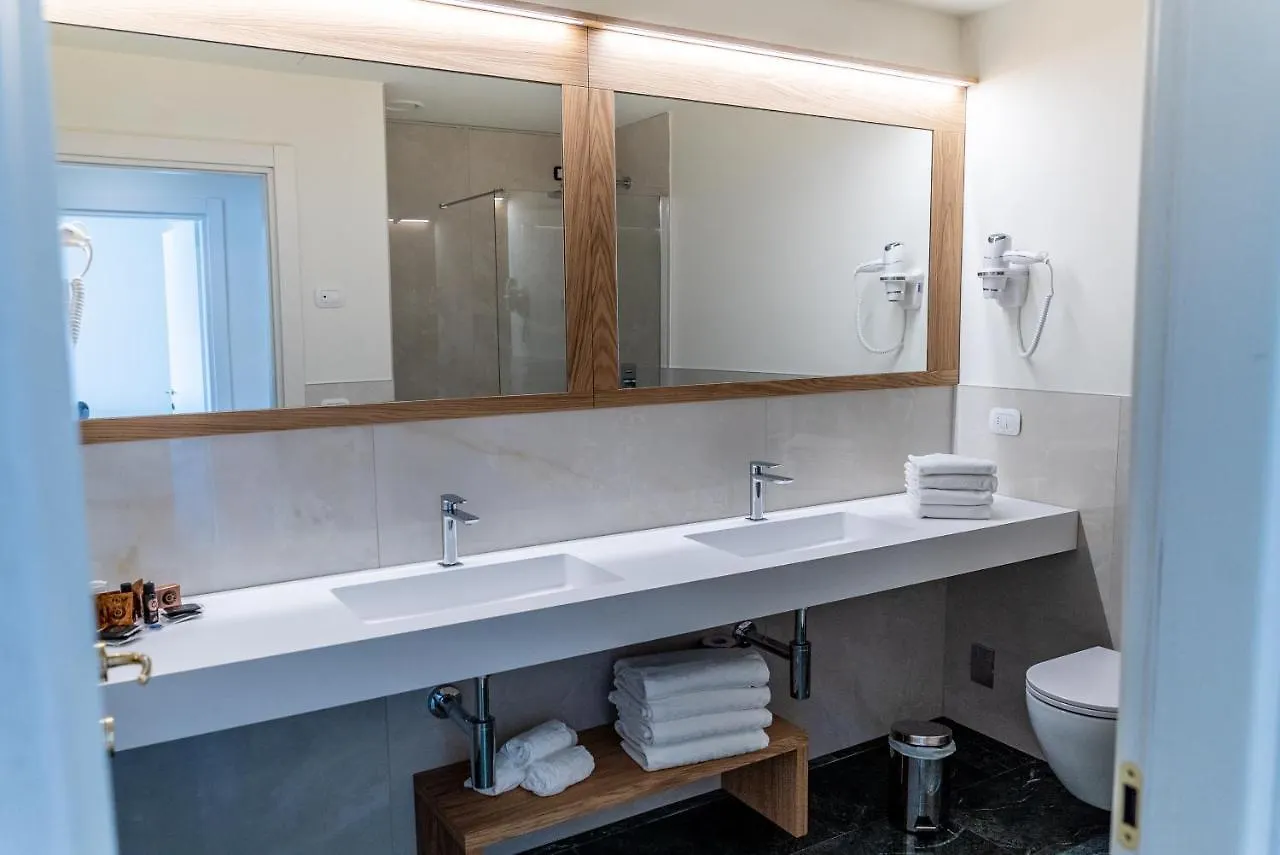 Cristallo Wellness Hotel Aprica